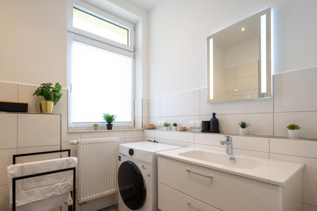 גרה Maremar - Design Apartment - Luxus Boxspringbett - Zentral - Kueche - Arbeitsplatz - Highspeed Wlan מראה חיצוני תמונה
